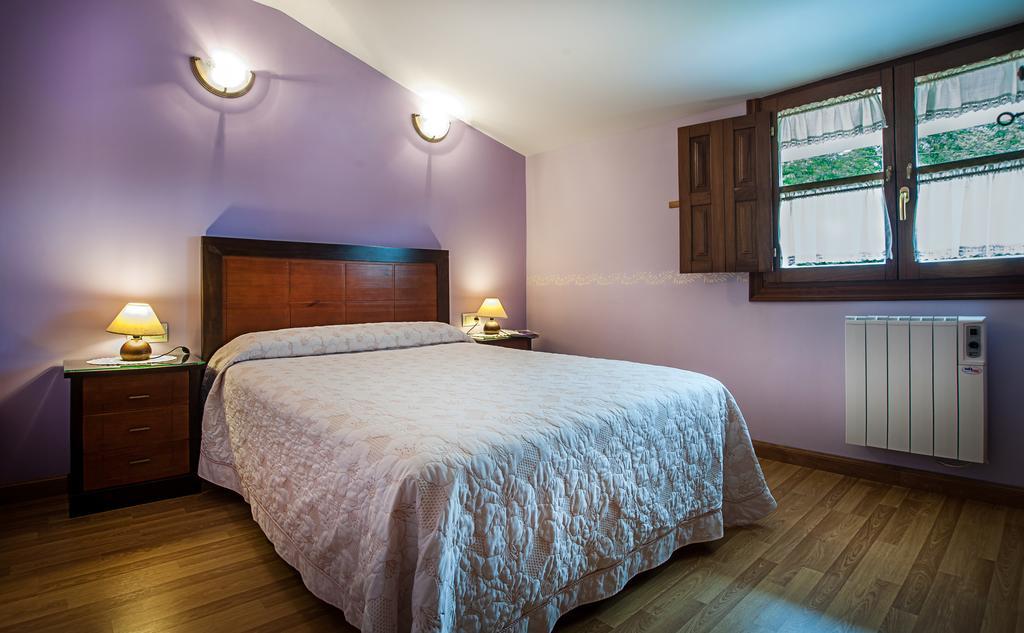 Apartamentos El Pradon De Santa Marina Parres de Llanes Pokoj fotografie